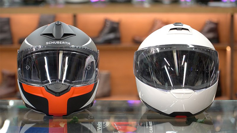 SCHUBERTH C3 PRO HELMET REVIEW - C3 VS C4